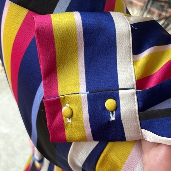 Chelsea 28 Wrap Around‎ Dress - Picture 6 of 9